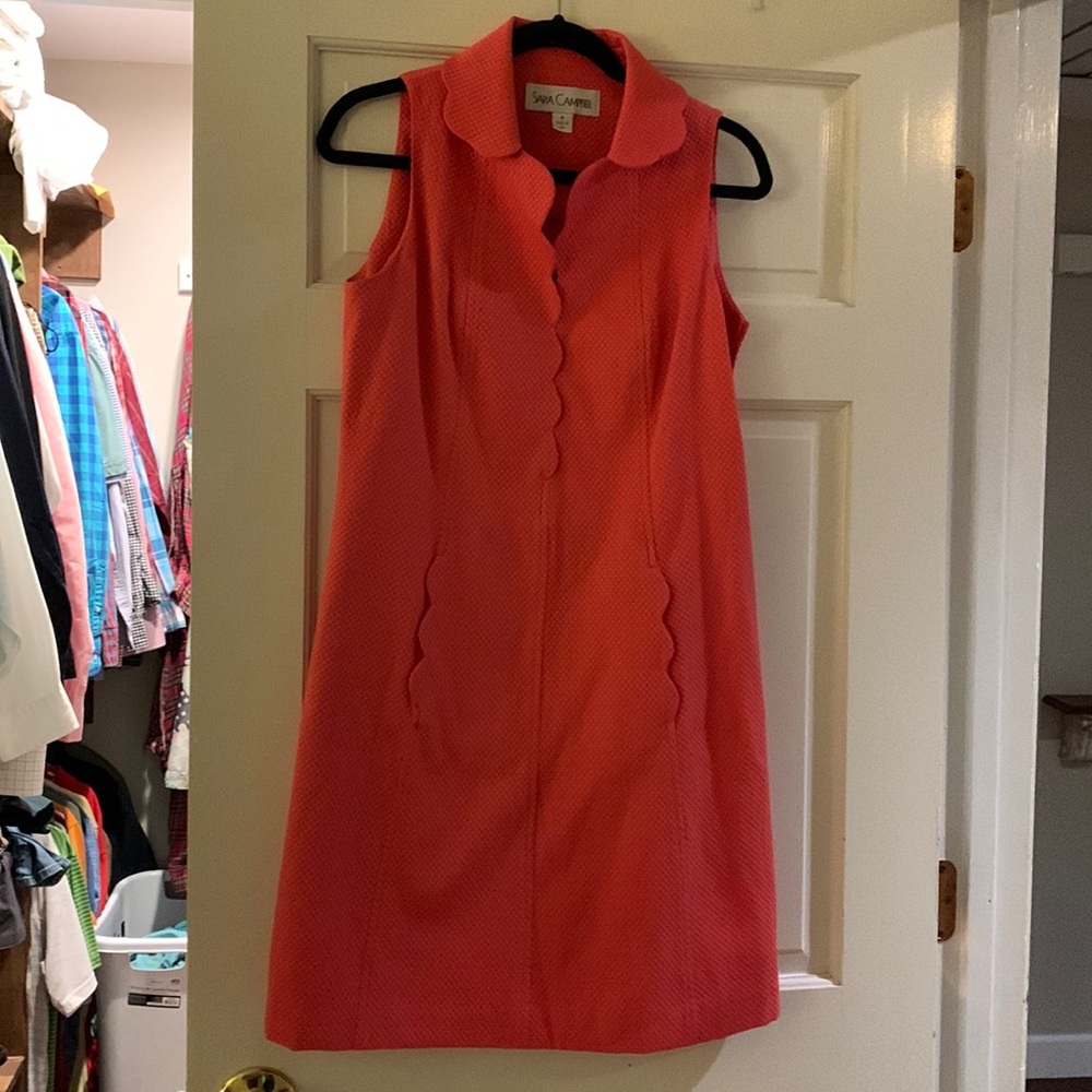EUC Sara Campbell Salmon colored dress with scallop details